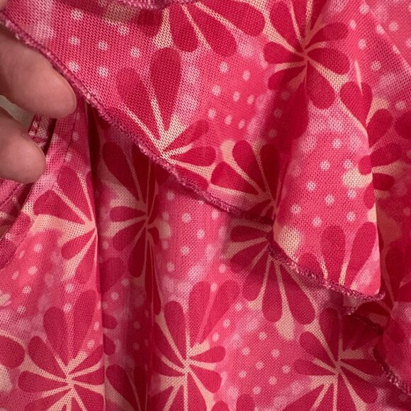 Sleeveless Ruffle V-Neck Mesh Top - Picture 5 of 6